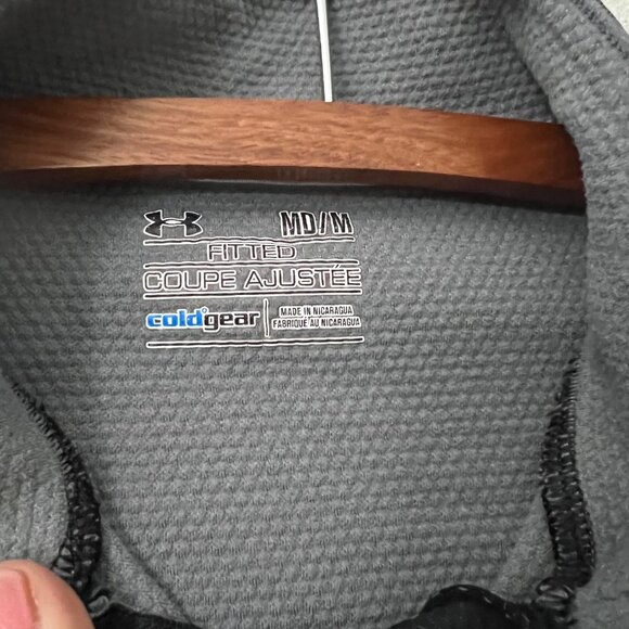 Under Armour Womens Black Cold Gear Fitted 1/4 Zip Pullover Sweater Size Small - Picture 3 of 8